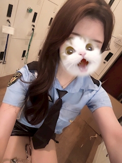 プロフィール写真5・喉仏ゆり  LADIES&GENTLEMEN｜CAFE&BAR LADIES&GENTLEMEN・レディースアンドジェントルメン - 津田沼のガールズバー