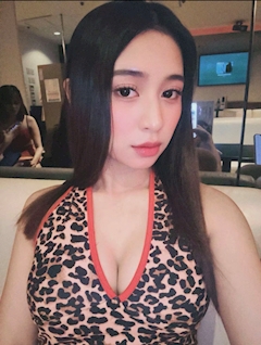プロフィール写真2・megumi|CLUB PARIS・パリス - 名古屋 栄のインターナショナルパブ