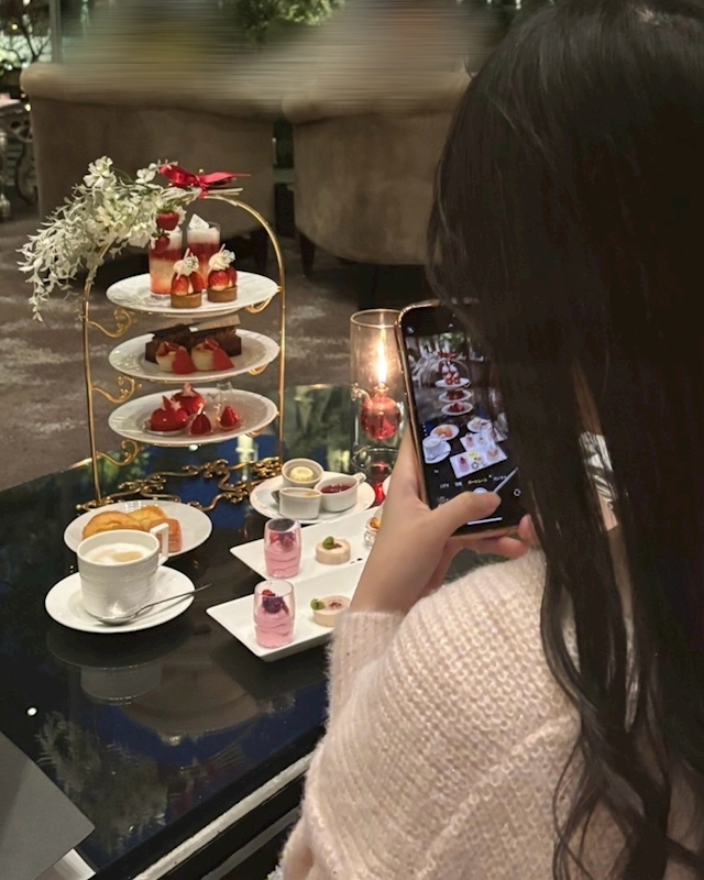 プロフィール写真2・はな｜大曽根 ガールズバー・BURLESQUE