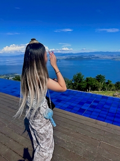𝑴𝑰𝑯𝑶🦋.*˚