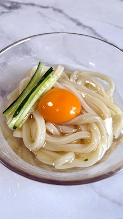 エマ