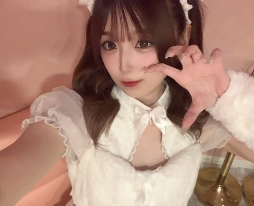 ひな🩷ぴんもん梅田店