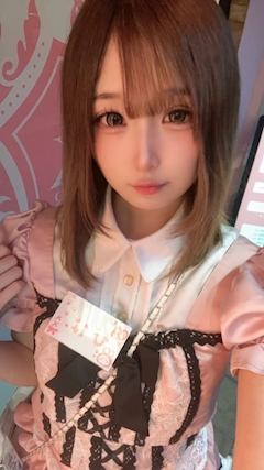 ひな🩷ぴんもん梅田店 PINK MONSTER梅田・ピンクモンスター - 兎我野町のコンカフェ