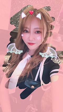 プロフィール写真4・🌸🤍桜    すず⚜️🖤🌸｜CLUB ONE CHAN　北新地・ワンチャン キタシンチ - 北新地の熟女パブ/熟女キャバクラ