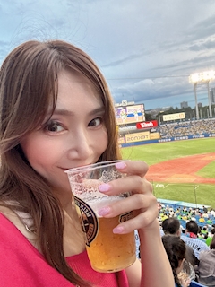 ひとみママ