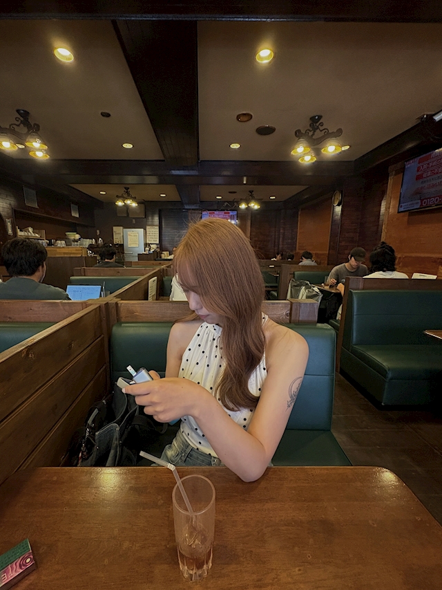 プロフィール写真2・レイ|