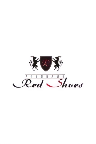 あき 横浜Red Shoes