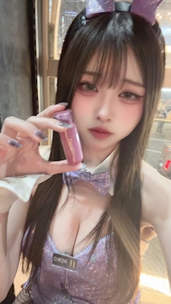 プロフィール写真2・れいこ｜ONZE BAR・オンズバー - 神戸・三宮のガールズバー