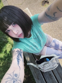 Queen「にゃおっすーーーーーฅ( ˙꒳​˙ ฅ)」