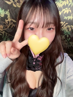 プロフィール写真3・もも🐼ྀི川崎 華蘭🐼ྀི｜GIRLS BAR 華蘭・カラン - 川崎駅前のガールズバー