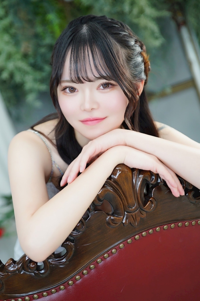 プロフィール写真2・綾瀬りん|