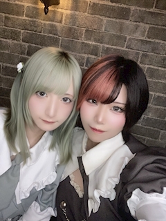 うら「👭」