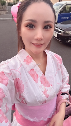 プロフィール写真15・朋|Lounge 月 - 岡山市(中央町)のスナック