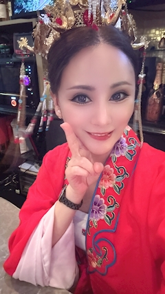 プロフィール写真8・朋|Lounge 月 - 岡山市(中央町)のスナック
