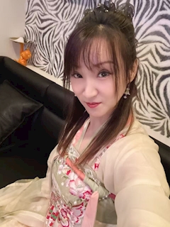 プロフィール写真8・蓮｜Lounge 月 - 岡山市（中央町）のスナック