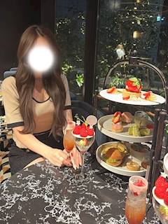 プロフィール写真3・まい｜大阪 江坂 キャバクラ・カリス