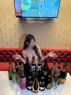 プロフィール写真2・まい｜大阪 江坂 キャバクラ・カリス