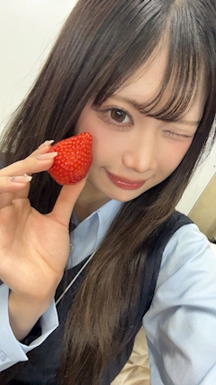 ひまり「出勤19:00-✨.ﾟ･*..☆.｡.:*✨.☆.｡.:. *:ﾟ」