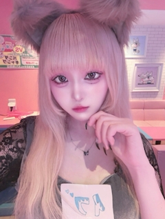 ポケパラ イチ推しキャスト イヴ🐺オオカミちゃんカフェ梅田店🐺