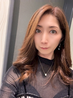 プロフィール写真1・麗香💜|ラウンジ 樹里・じゅり - 名古屋 錦のクラブ/ラウンジ