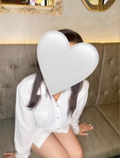 プロフィール写真2・ジュリア｜Peace・ピース - 久米川のガールズバー