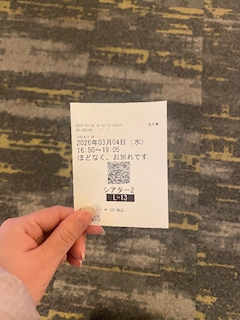 ちか「映画🎞️」