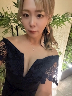 プロフィール写真2・まみ|Club 離れ・クラブハナレ - 中洲のキャバクラ