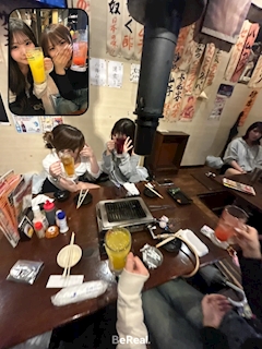 ここ「二日酔い😩」