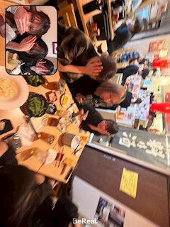 ここ「しゅっきーん」