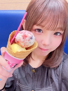 もも【池袋ちぇりっしゅ】「います！」