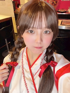 プロフィール写真2・もも【池袋ちぇりっしゅ】｜NEW STYLE GIRLS BAR ちぇりっしゅ・ニュースタイルガールズバーチェリッシュ - 池袋東口のガールズバー