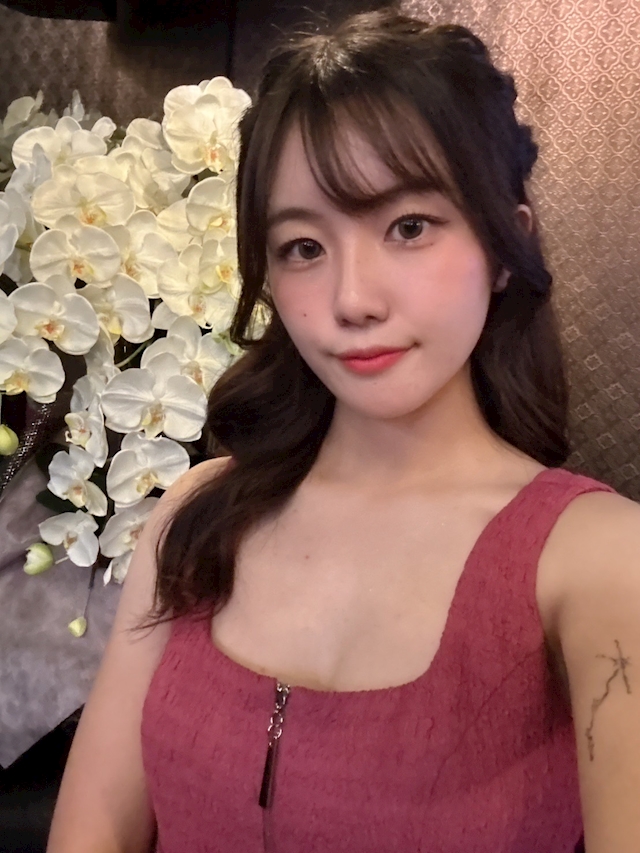 プロフィール写真2・らな🍸ATHENA｜新橋 キャバクラ・アテナ