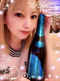 プロフィール写真6・🫧⚡️ゆん㌨🌙🫧|mrs.J 津・ミセスジェイ ツ - 三重 津の熟女パブ/熟女キャバクラ