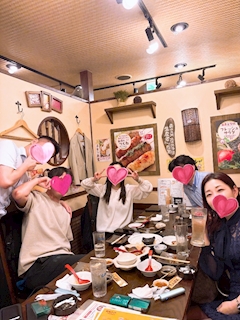 Nao 🌸 Lounge凛「🌸大阪出張から帰ってきました～🚅飲みにケーションって大切ですよね🥺日頃の感謝を込めて現場の方々のお話を聞くとありがたみがわかります🌸」