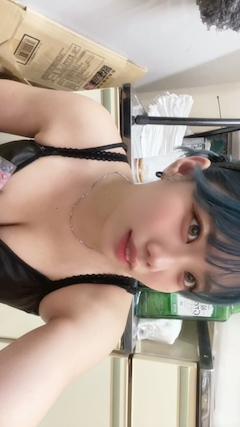 なつ「出勤っっっ！！！」