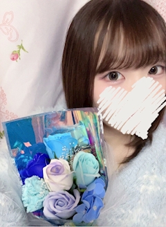 みおんの好きなお菓子が3倍の値段になってた件について😭