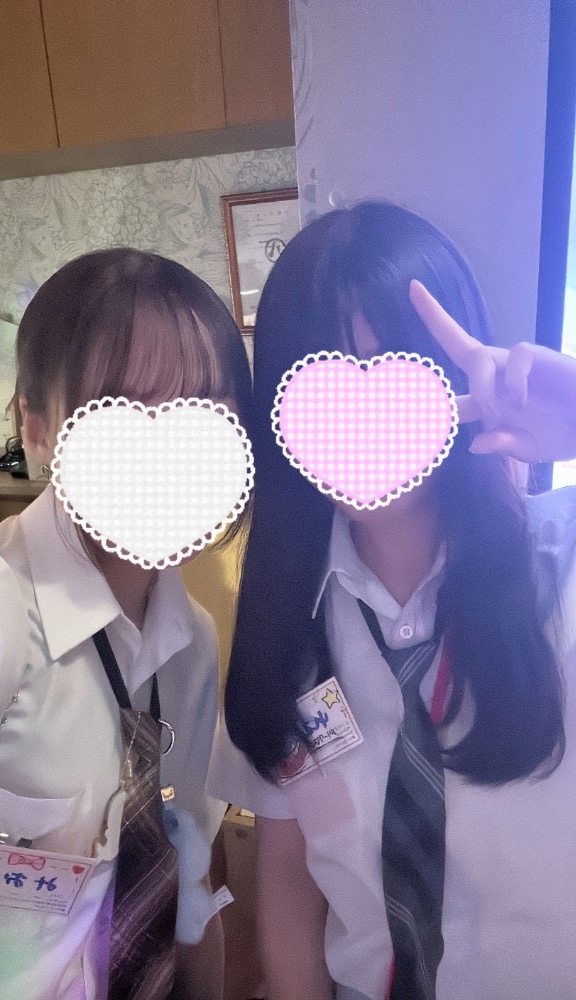 キャスト同士で撮影した仲良し写真