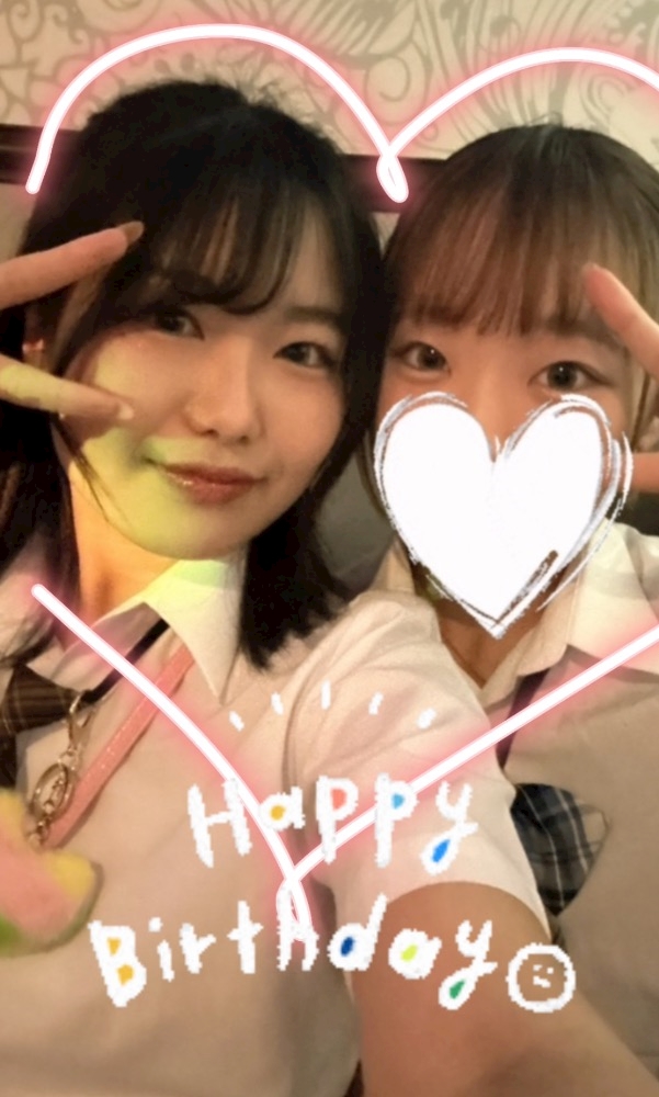 キャスト同士で撮影した仲良し写真