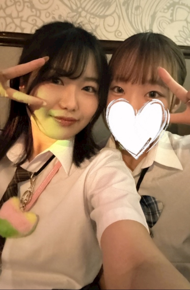 キャスト同士で撮影した仲良し写真