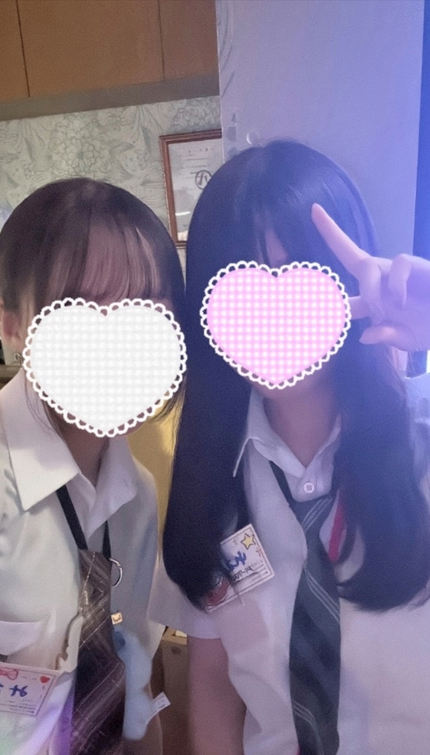 キャスト同士で撮影した仲良し写真