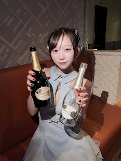プロフィール写真8・まなみ｜against・アゲインスト - 豊橋のキャバクラ