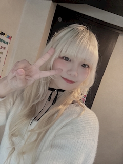 プロフィール写真8・みか🐈‍⬛🐈🤍｜THIRTY THREE・サーティースリー - 新橋のガールズバー