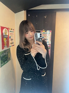 プロフィール写真3・みか🐈‍⬛🐈🤍｜THIRTY THREE・サーティースリー - 新橋のガールズバー