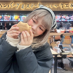 プロフィール写真5・みか🐈‍⬛🐈🤍｜THIRTY THREE・サーティースリー - 新橋のガールズバー