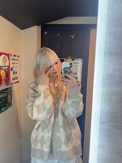 プロフィール写真10・みか🐈‍⬛🐈🤍｜THIRTY THREE・サーティースリー - 新橋のガールズバー