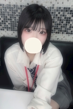 プロフィール写真2・なる|3年B組・サンネンビーグミ - 久米川のコンカフェ