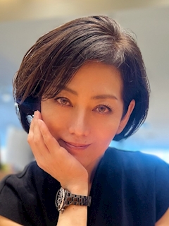 プロフィール写真1・梅澤富美子｜ダルマラウンジ・ダルマラウンジ - 新橋のパブ/スナック