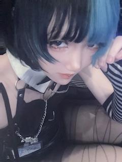 プロフィール写真13・💙🖤イクラ🖤💙｜焼肉とバニーガール難波店 - 難波のガールズバー