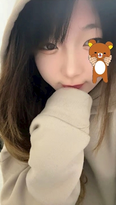 なな「昨日いましたー今日もいましたー」