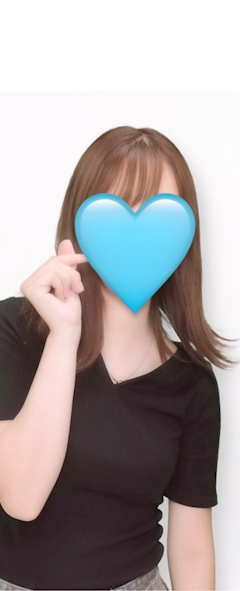プロフィール写真1・出口ゆい|十三 キャバクラ・ビーパニック
